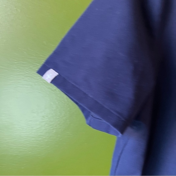 FIGS CASMA THREE POCKET SCRUB TOP size medium - Picture 5 of 6